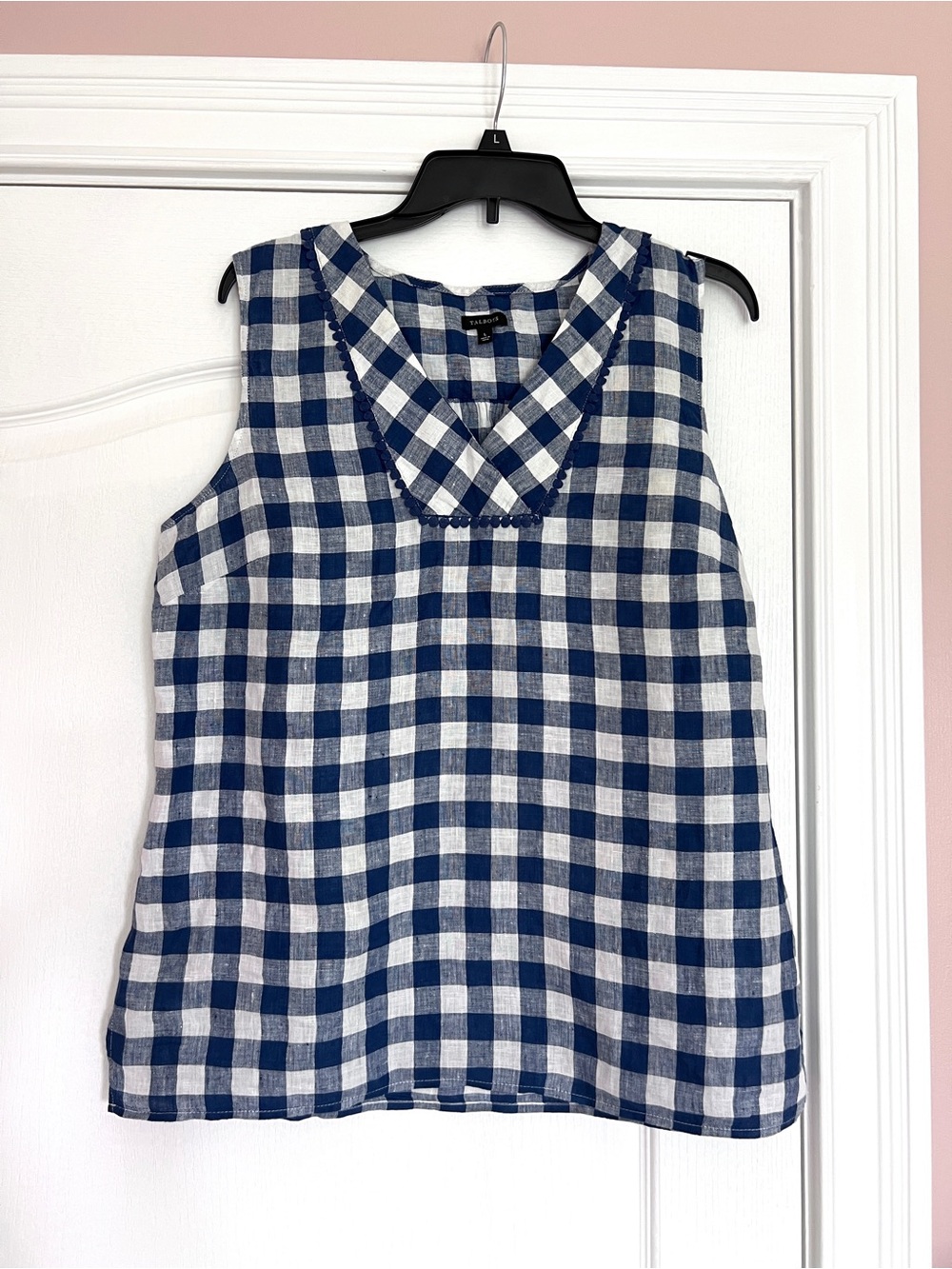 Talbots Blue and White Gingham Sleeveless V-Neck 100% Linen Tank